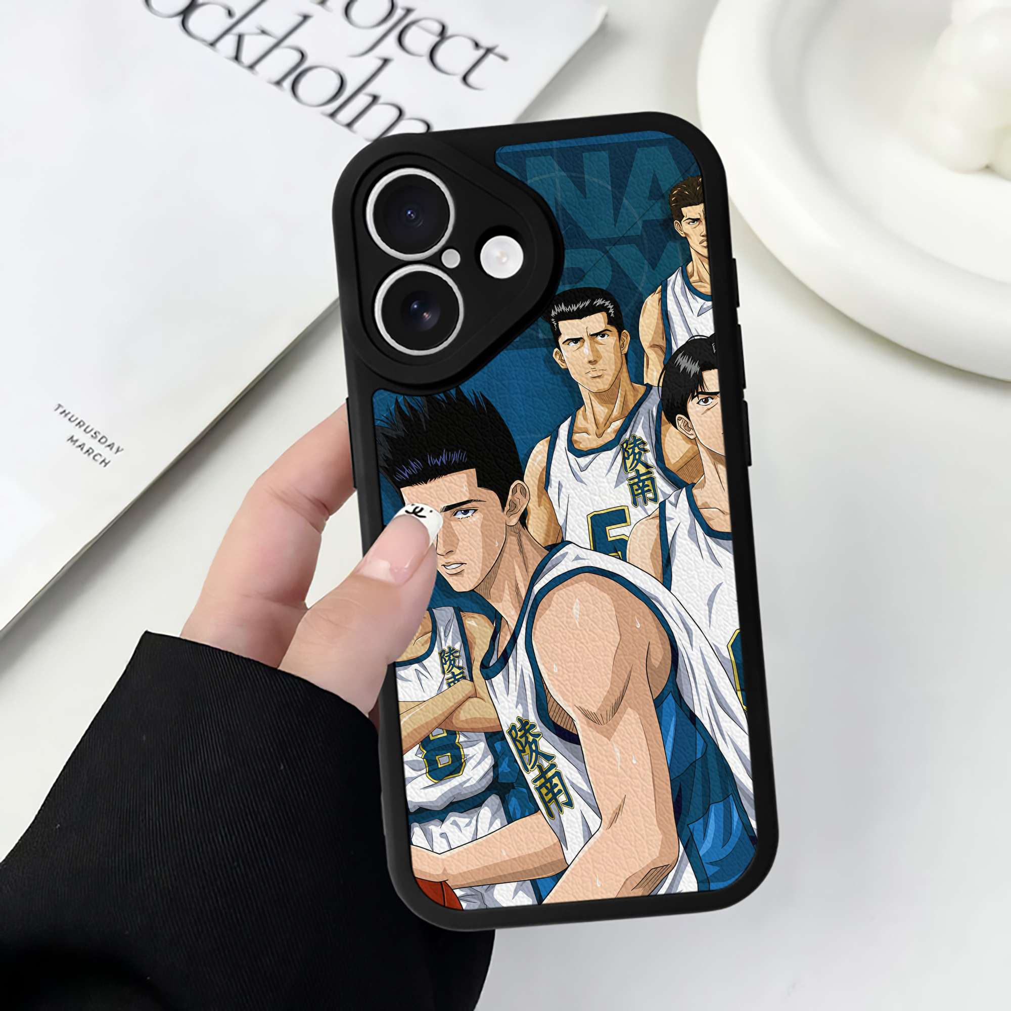 （画像用） SLAM DUNK／スラムダンク 【iPhone 16シリーズ対応】シリコンスマホケース（レザー調） 材質：シリコン